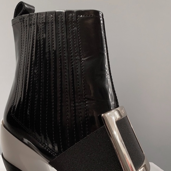 RARE! Roger Vivier Viv’ Tex Black Patent Ankle Chelsea Boots - Picture 14 of 16